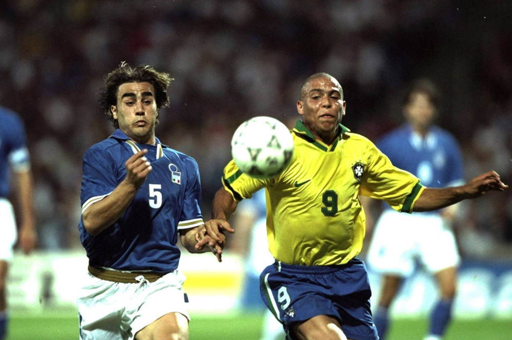 与批评也构 与批评也构